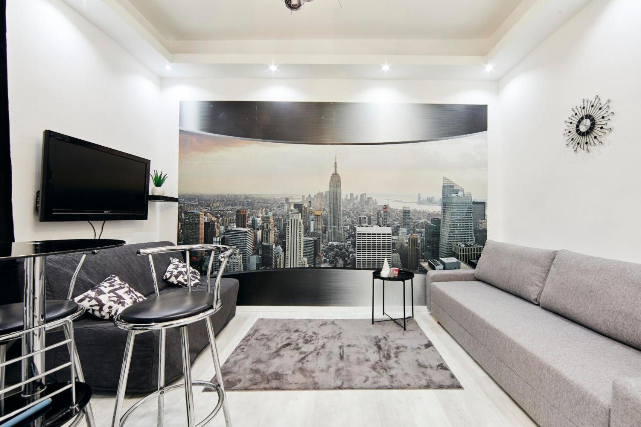 Garibaldi Apartment Budapest Eksteriør billede