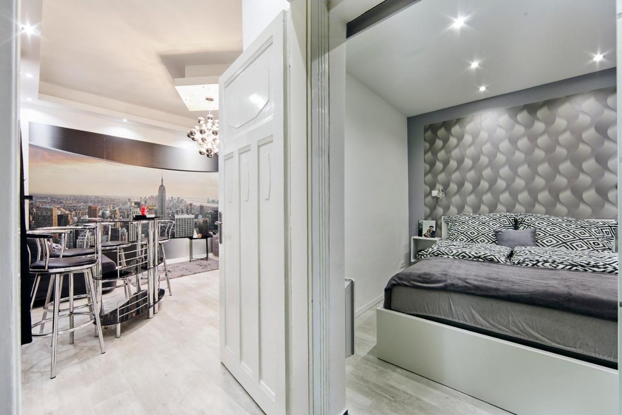 Garibaldi Apartment Budapest Eksteriør billede